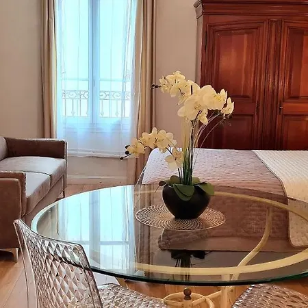 Seayousoon - Lägenhetshotell Cannes